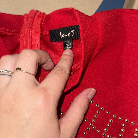 Stylish Red Top with Rhinestone Design - Picture 3 of 4